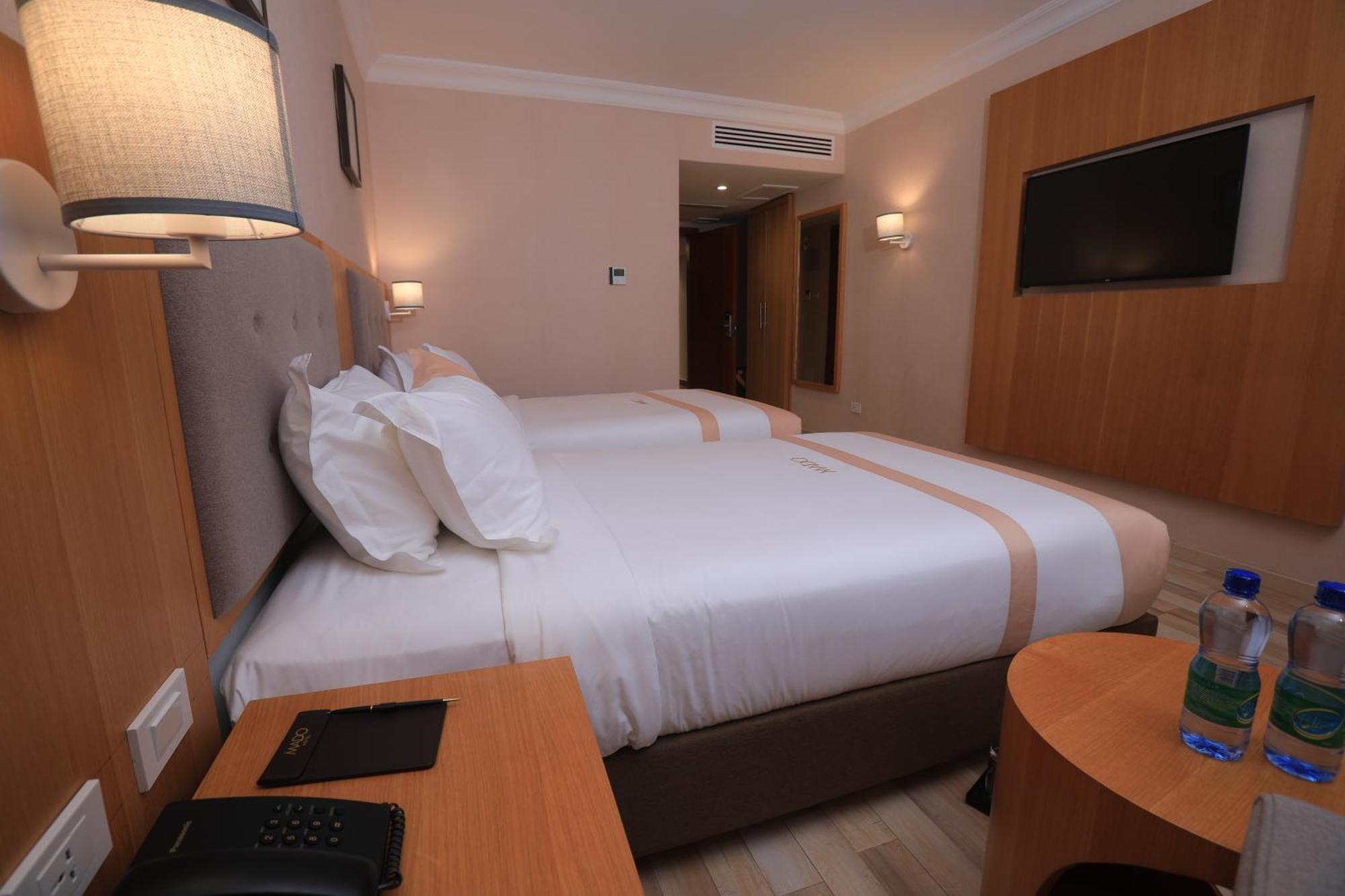 Mado Hotel Addis-Abeba Extérieur photo