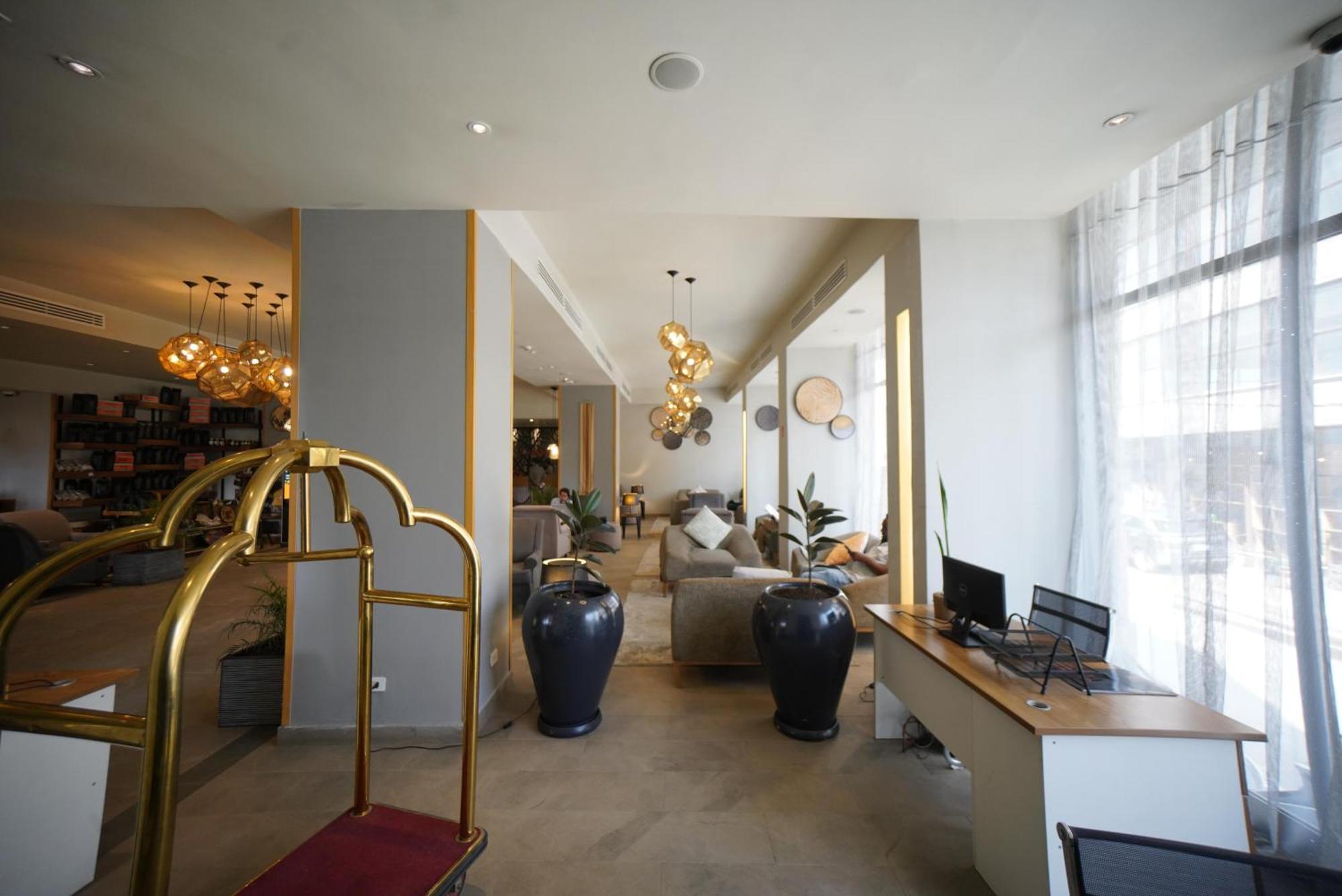 Mado Hotel Addis-Abeba Extérieur photo