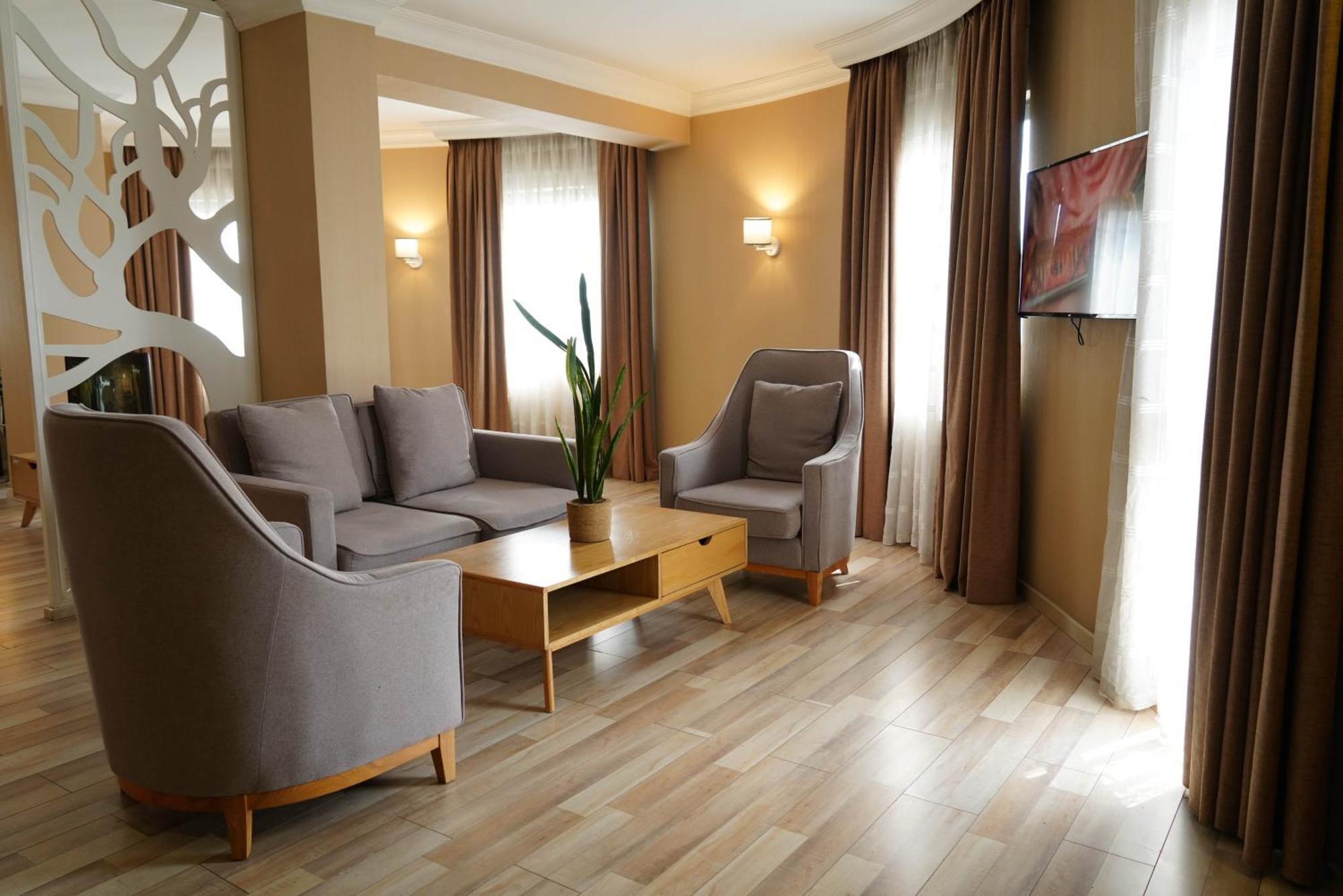 Mado Hotel Addis-Abeba Extérieur photo