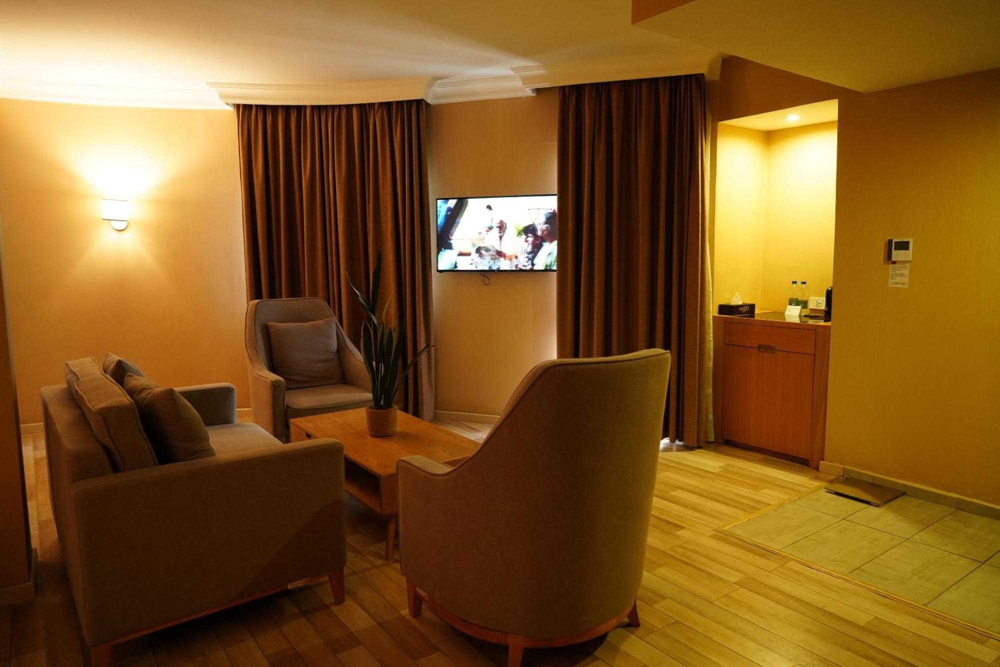 Mado Hotel Addis-Abeba Extérieur photo